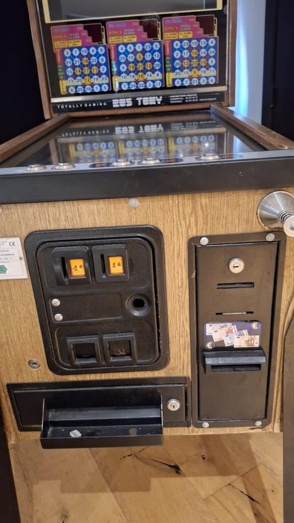 Flipperkast gokkast Montana deluxe, Enlèvement