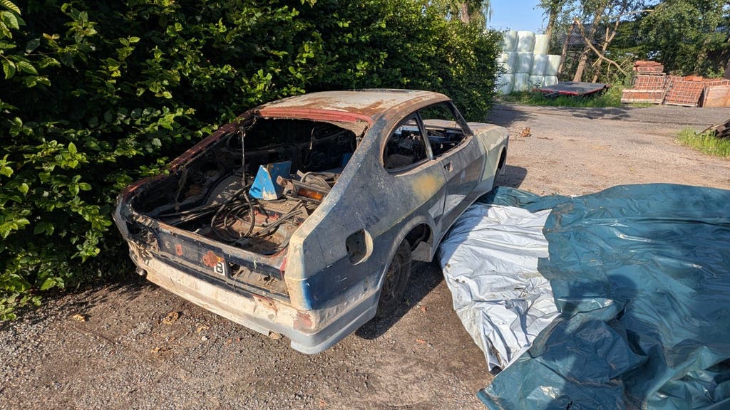 Ford Capri Mk3 widebody 3.0 V6, foto 4