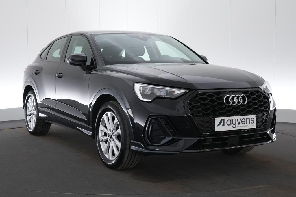 (2BVG319) AUDI Q3 SPORTBACK, Auto's, Voorwielaandrijving, Stof, 149 g/km, Zwart