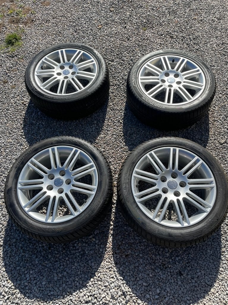 4 roues hiver Toyota Prius+  17 pouces, Autos : Pièces & Accessoires, Véhicule de tourisme, Enlèvement, Utilisé, Pneus hiver