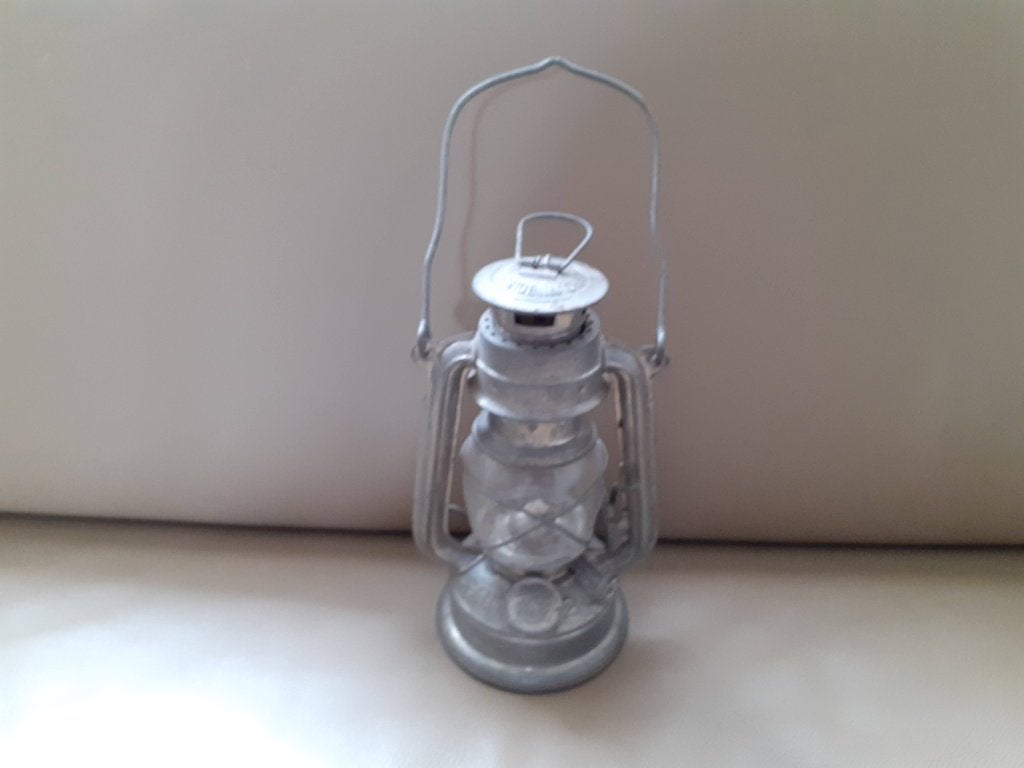 Kleine oude olielamp, Antiek en Kunst, Ophalen