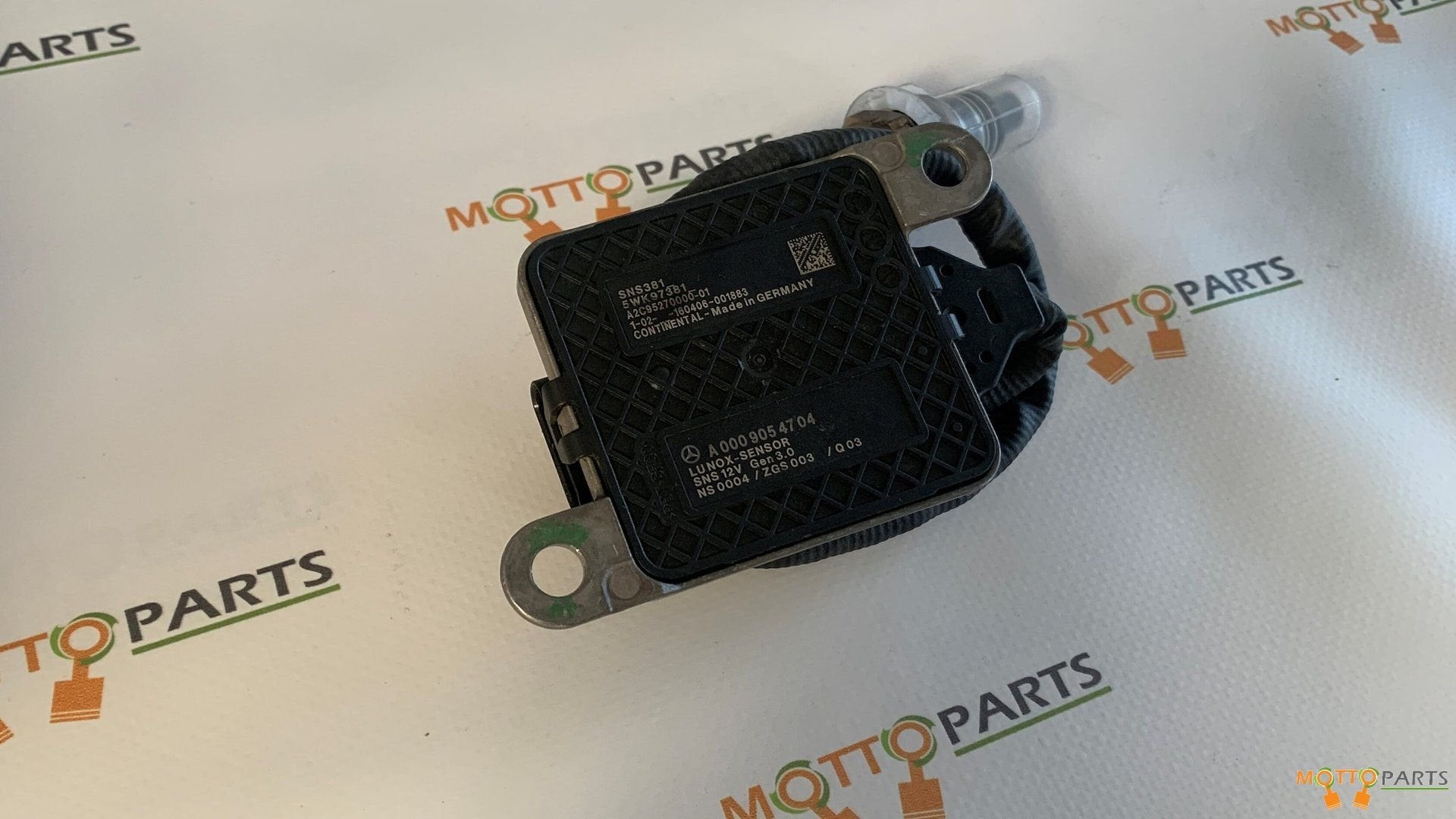 Mercedes-Benz NOx sensor A0009054704 - A2C95270000 ZGS004Q04, Gebruikt, -, Ophalen of Verzenden, -