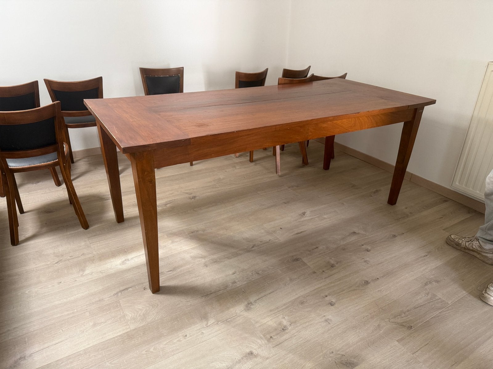 Grote houten tafel + stoelen, Ophalen, Gebruikt