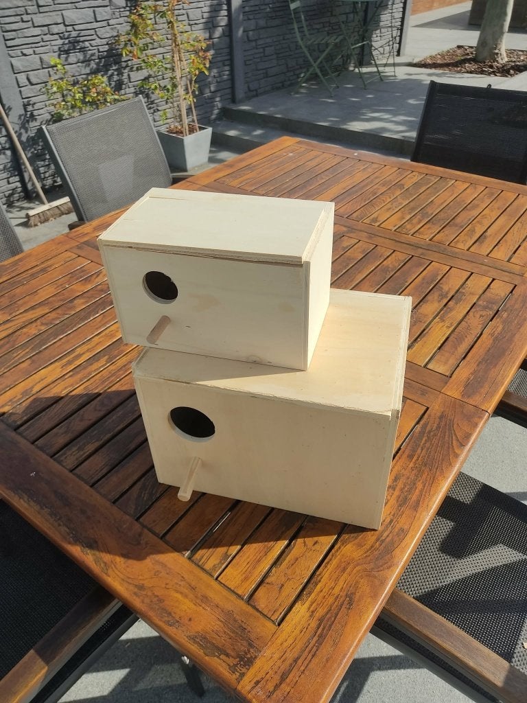 2 x nieuw broedkooi, nestkast (groot/middelgroot) - koopje!, Dieren en Toebehoren, Ophalen, Zo goed als nieuw, Hout, Broedkooi of Kweekkooi