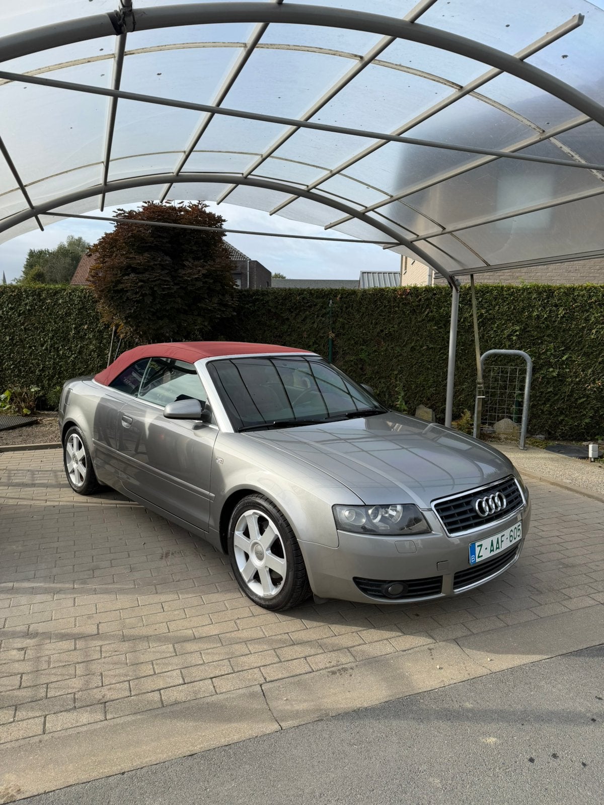 Audi a4 cabrio 2.4 benzine AUTOMAAT overname mog!!, Automaat, 4 zetels, Cabriolet, A4