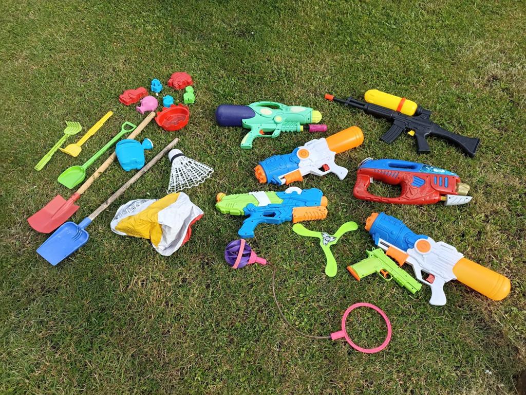 Lot jeux d'extérieur (pistolet à eau, bac à sable etc ...), Ophalen of Verzenden, Gebruikt