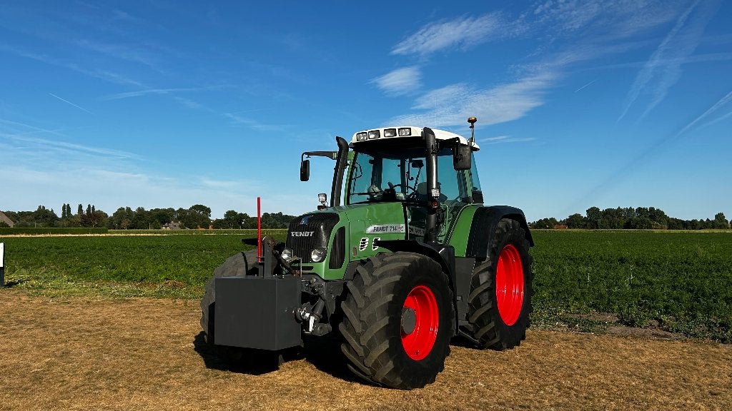 Fendt 714 vario tms met frontgewicht, Articles professionnels, Utilisé, Fendt, Plus de 10 000, 120 à 160 ch