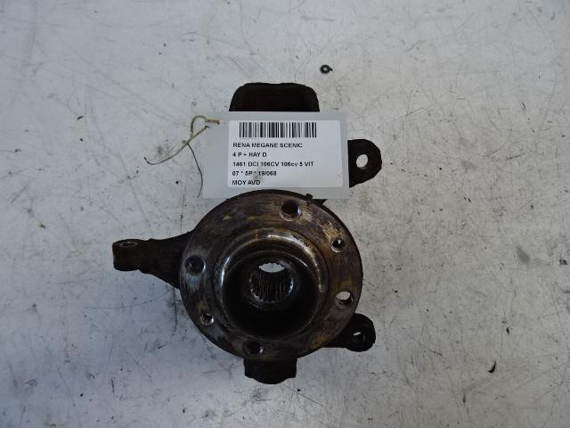 MOYEU DE ROUE AVANT DROIT Renault Scénic II (JM), Renault, Mevr. I. Hauben, Utilisé, Rue de l'Espoir 34 34
4030  GRIVEGNÉE, BE