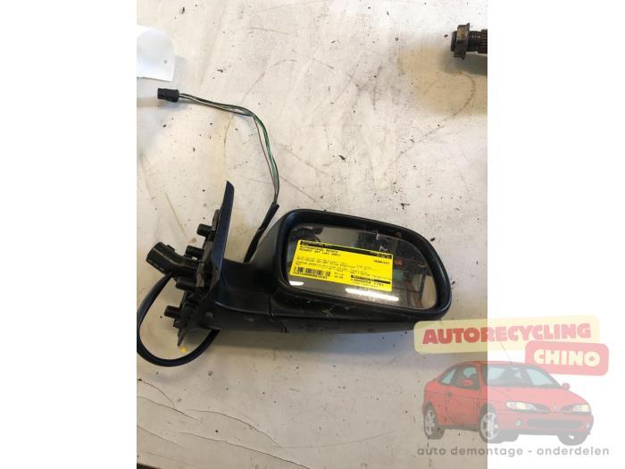 Rétroviseur extérieur droit d'un Peugeot 307, Autos : Pièces & Accessoires, Rétroviseurs, Peugeot, Utilisé, 3 mois de garantie