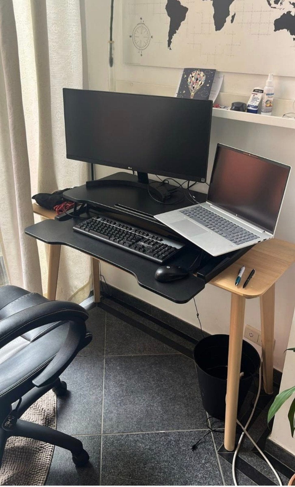 Bureau ergonomique / Bureau à hauteur réglable, Maison & Meubles, Armoires | Meubles ordinateur, Enlèvement