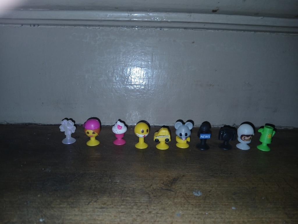 Pak van 10 emoji, Verzamelen, Beelden en Beeldjes, Ophalen, Zo goed als nieuw, Overige typen