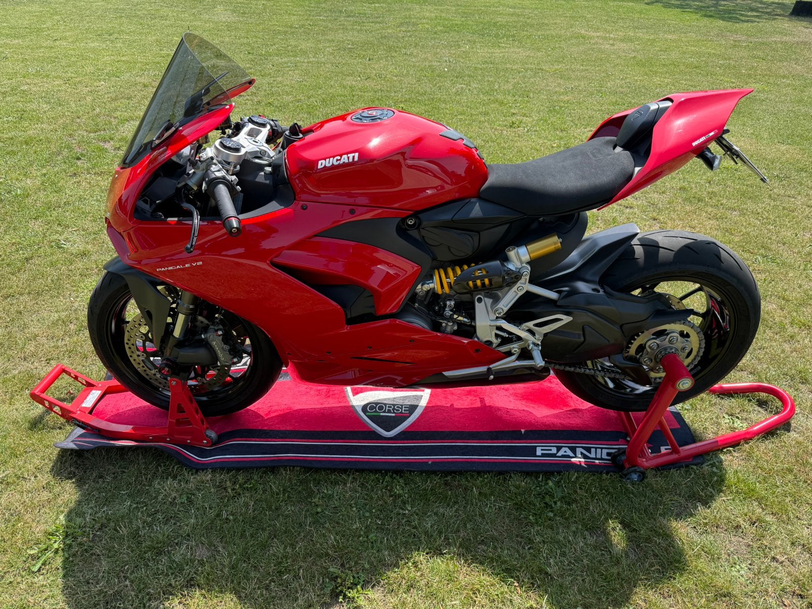Ducati panigale v2 12/10/2021, Motoren, Motoren | Ducati, 2 cilinders, Traction Control, Gebruikt, Handgeschakeld