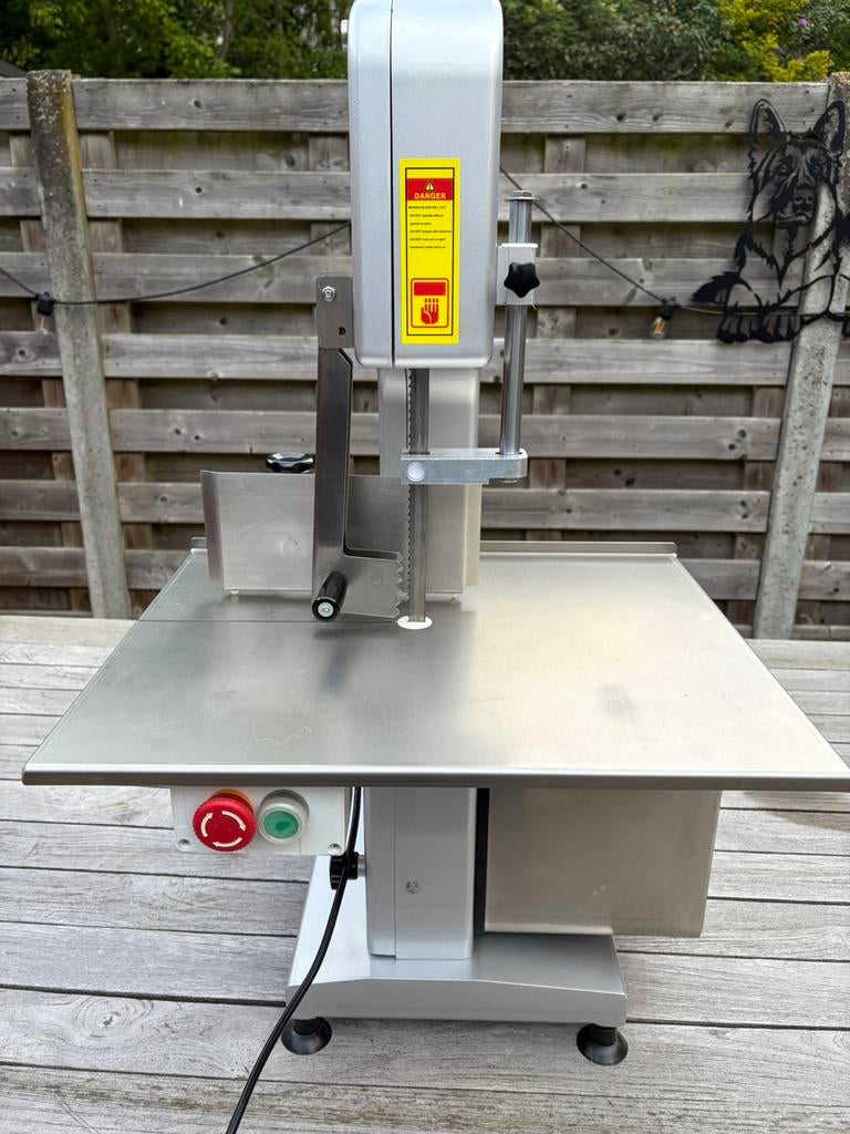 À vendre Scie à os 'Maxima' 1650F, Bricolage & Construction, Outillage | Scies mécaniques, Enlèvement, Neuf, 600 à 1200 watts