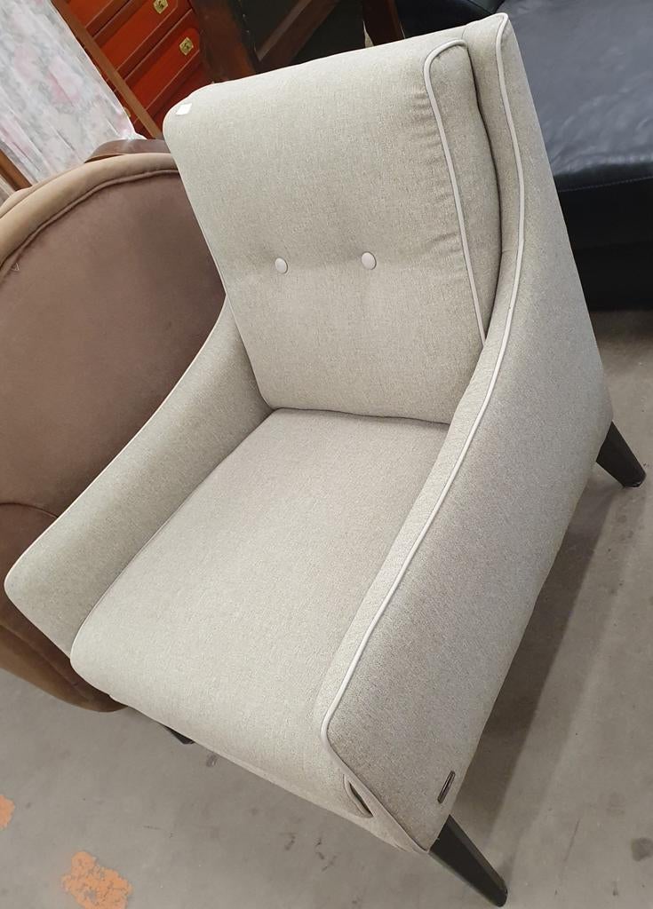 Mooi een zit zetelke natuzzi in nieuwstaat, Huis en Inrichting, Fauteuils, Ophalen