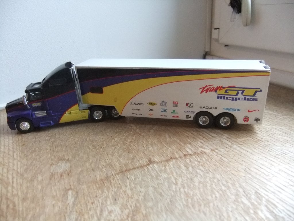 Camion Team GT Bicycles 1/50, Ophalen of Verzenden, Zo goed als nieuw, Bus of Vrachtwagen, Overige merken