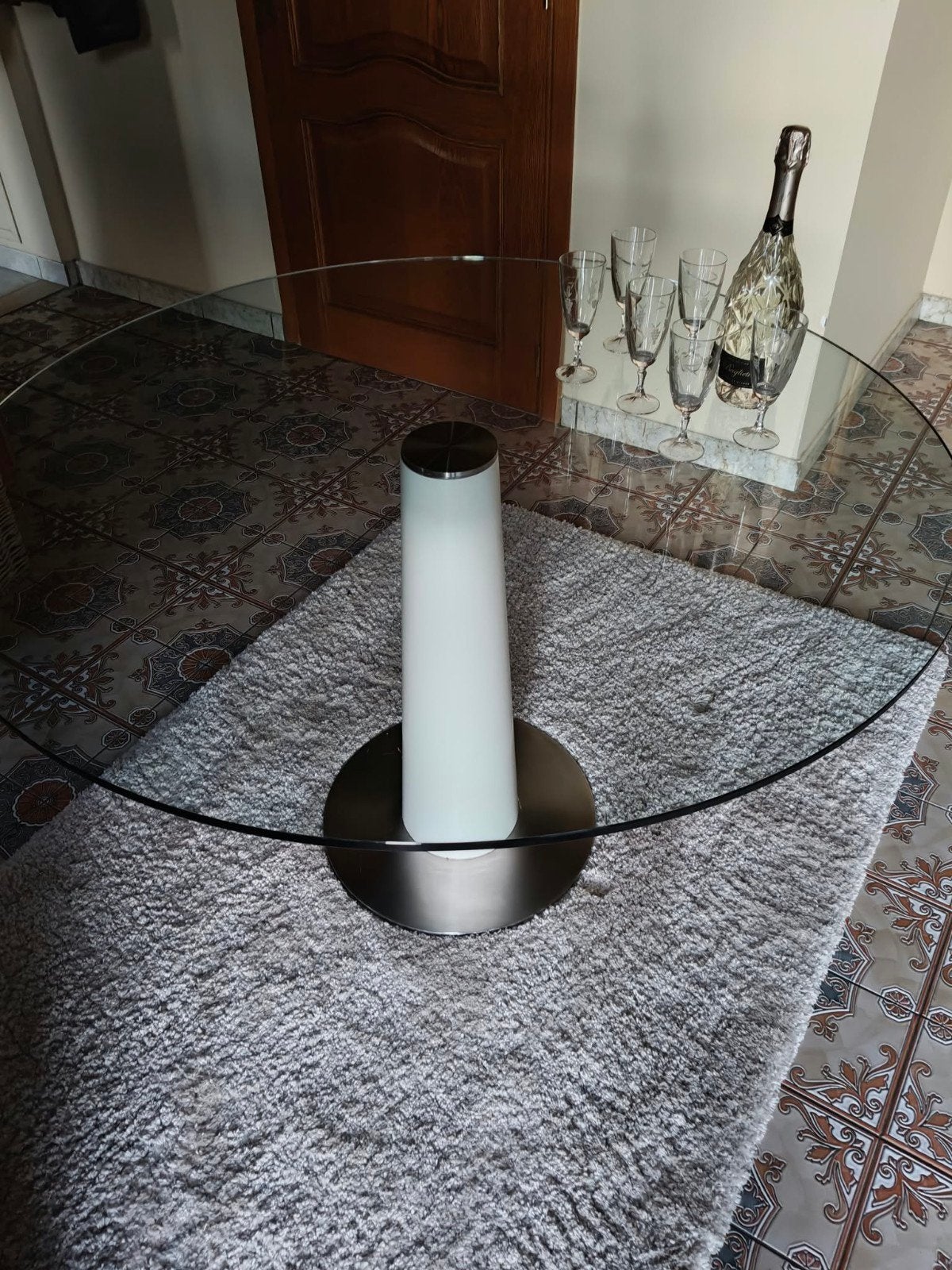 prachtige ronde tafel met glazen blad, Huis en Inrichting, Tafels | Eettafels, Ophalen, Rond, Glas, 100 tot 150 cm