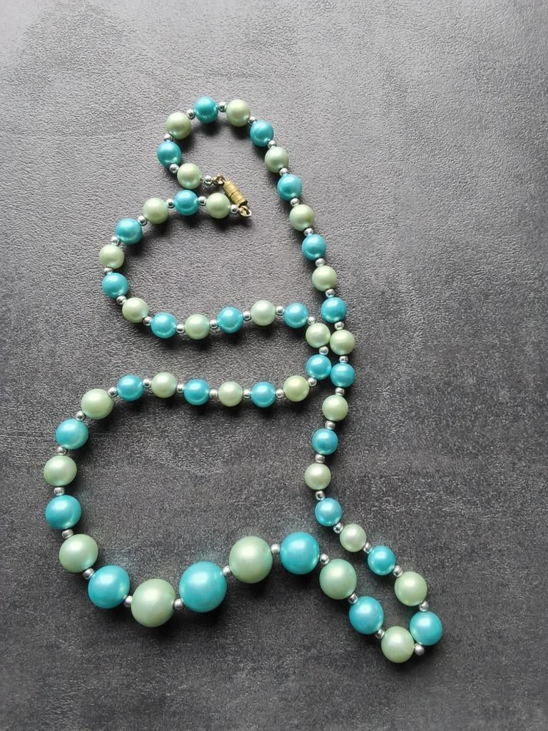 1 collier ancien en perles, Enlèvement, Collier