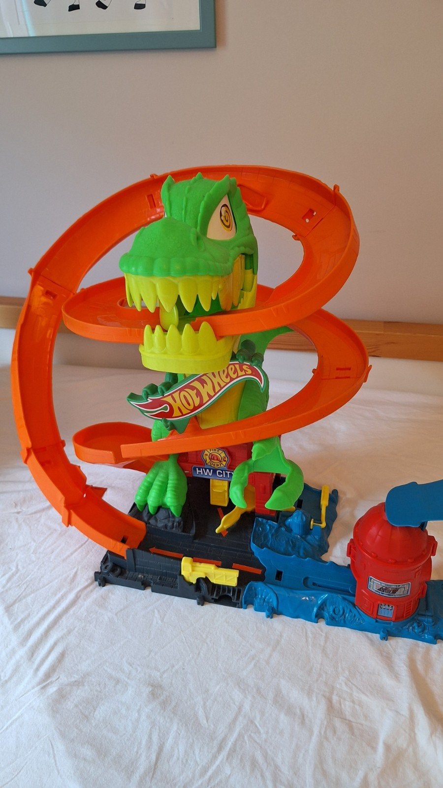 Hot Wheels City - T-Rex - Bataille de feu, Kinderen en Baby's, Speelgoed | Racebanen, Ophalen, Gebruikt, Hot Wheels, Met looping