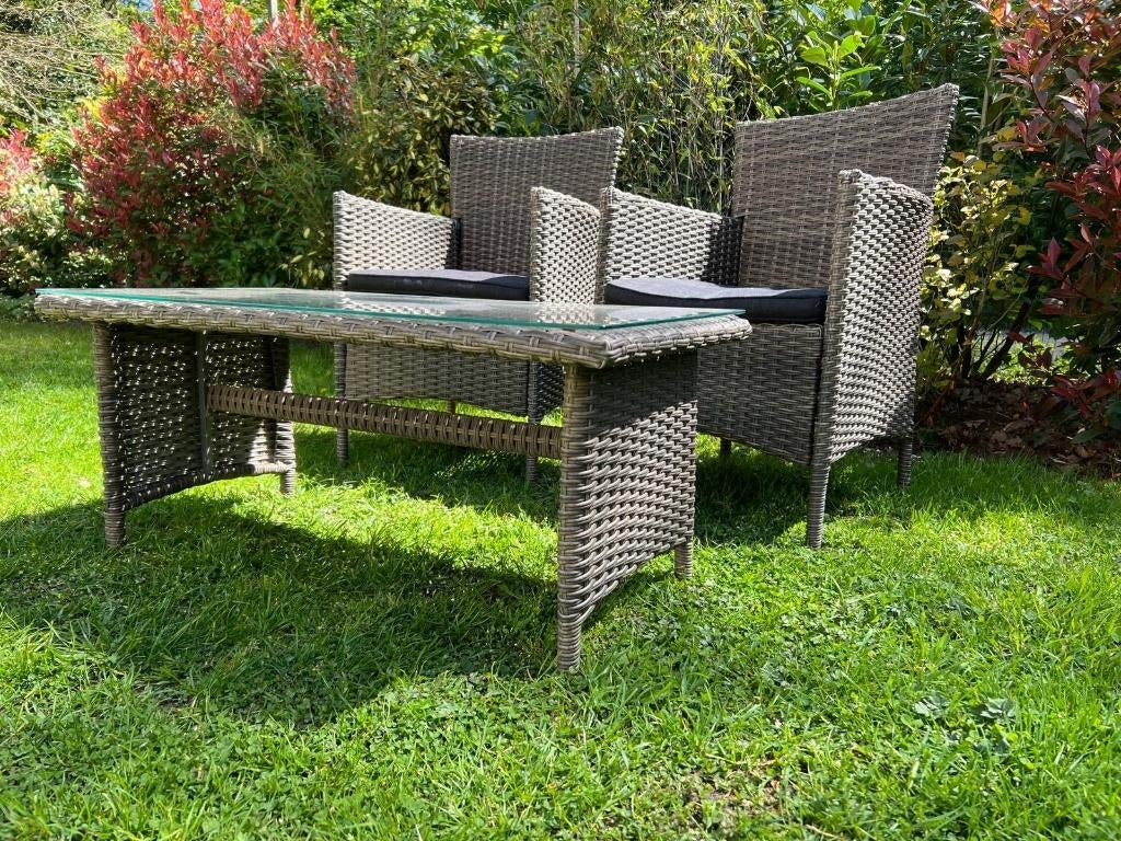 Ensemble de jardin/balcon en osier, table et 2 chaises, Osier, Salons de jardin, Comme neuf, Enlèvement