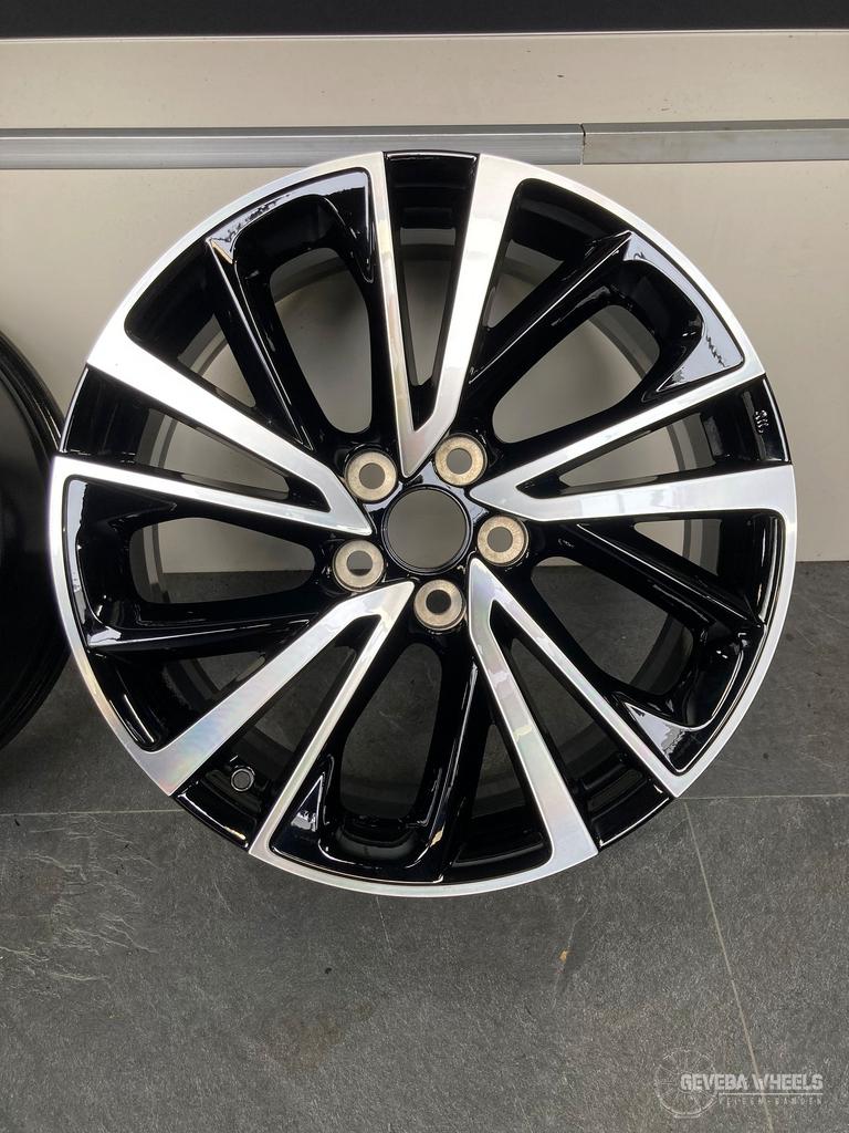 19” originele Toyota C-HR II (vanaf 2024) velgen 5x114.3 CLX, 19 inch, Gebruikt, Velg(en), -