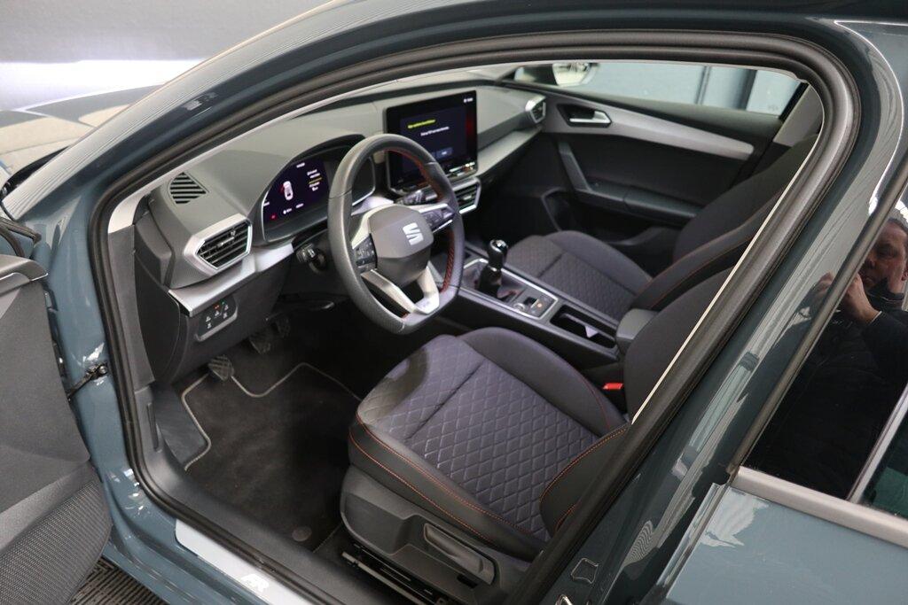 Seat Leon Sportstourer 1.5 TSI FR-Edition Navi ACC, Auto's, 0 cilinders, 1498 cc, 5 deurs, Emergency brake assist