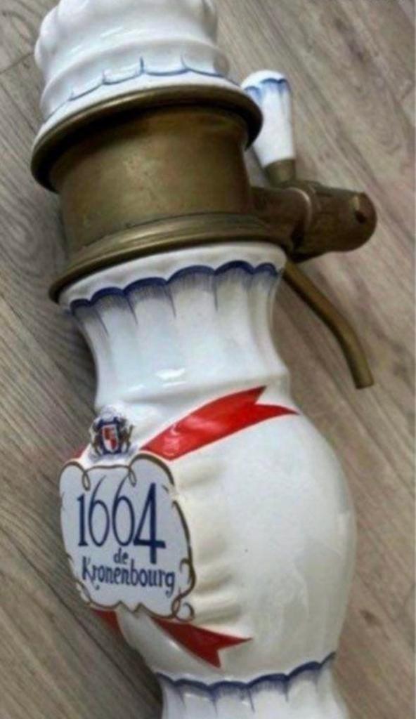 Ancienne pompe à bière 1664, Enlèvement, Utilisé
