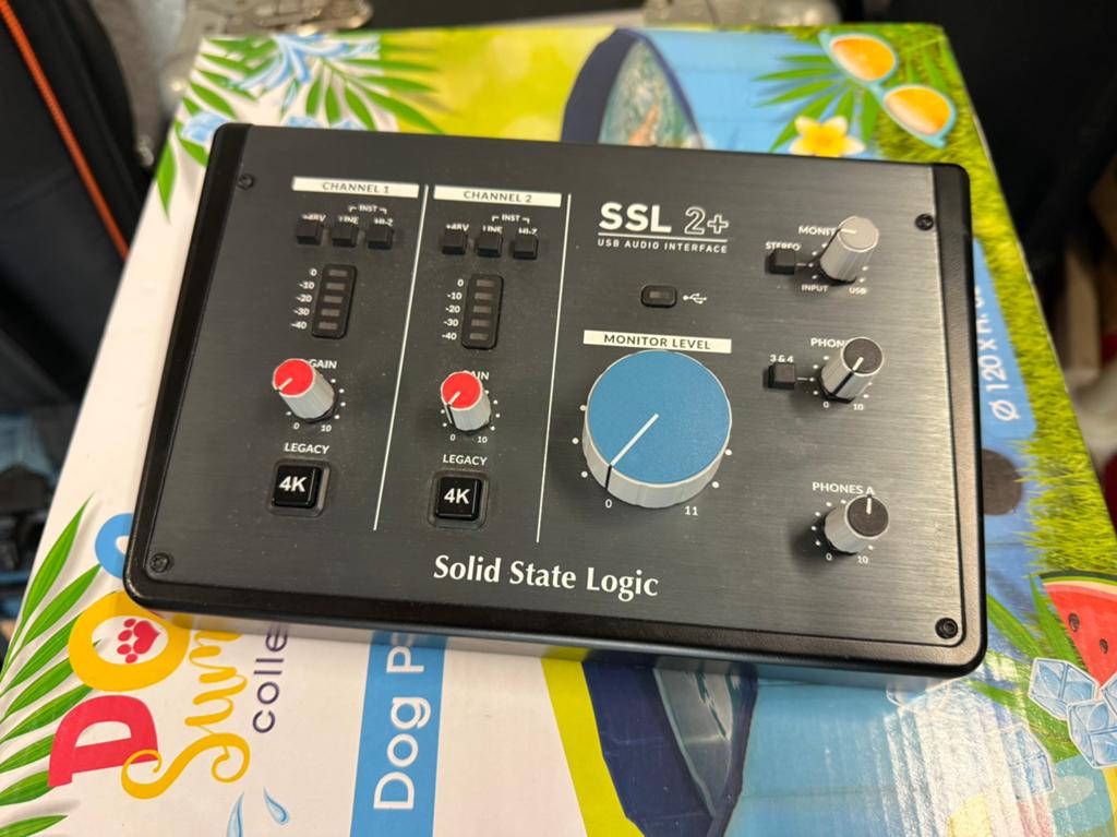 Solid state logic SSL 2+ usb audio interface, Muziek en Instrumenten, Midi-apparatuur, Ophalen of Verzenden, Zo goed als nieuw