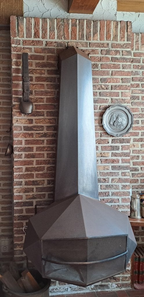 Openhaard, Ophalen, Gebruikt, Hangende haard, Houthaard