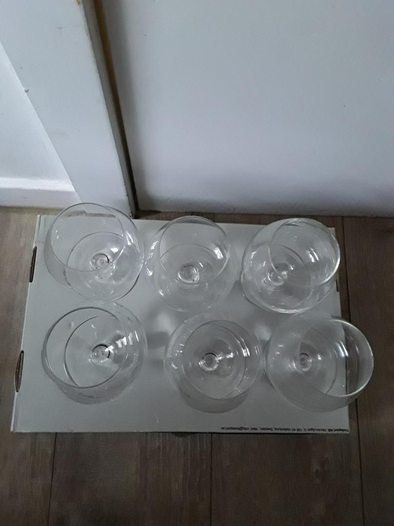Set van 6 glas, Enlèvement