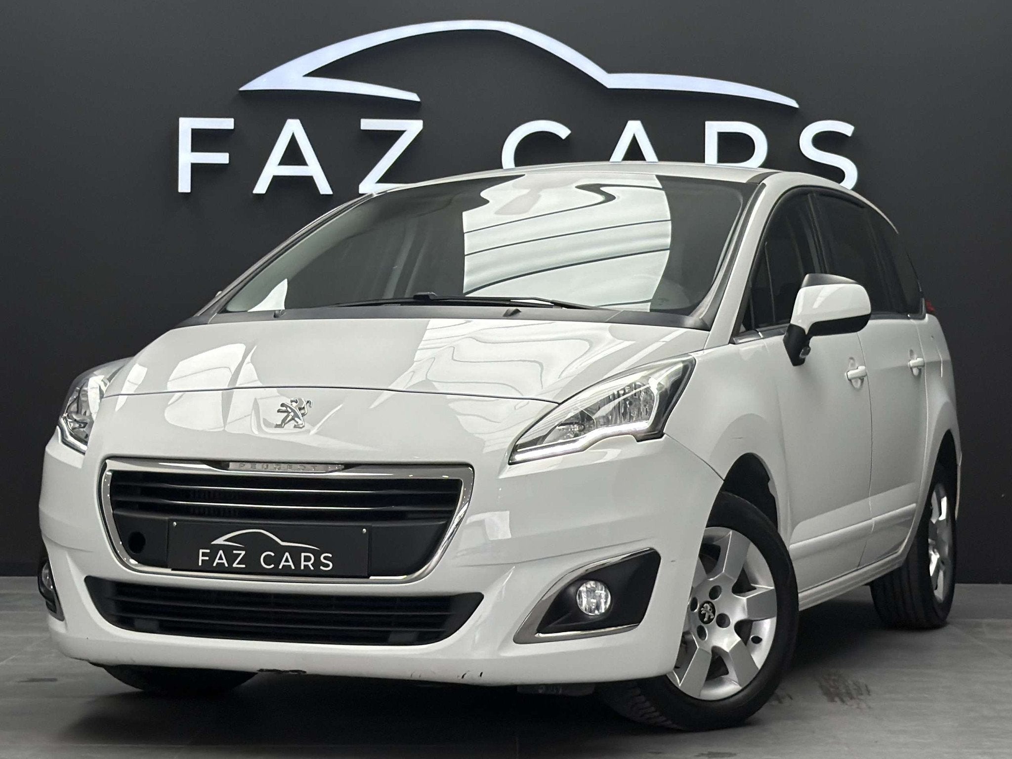 Peugeot 5008 1.2i Active * 7 PLACES + CLIM + REGU + GARANTIE, Autos, 118 g/km, Achat, Euro 6, Entreprise