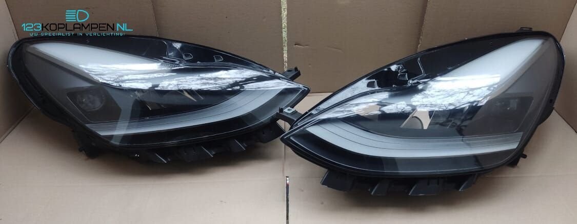Tesla Model 3 Facelift Full Led koplamp links rechts, Auto-onderdelen, Verlichting, Overige automerken, Gebruikt, Ophalen of Verzenden