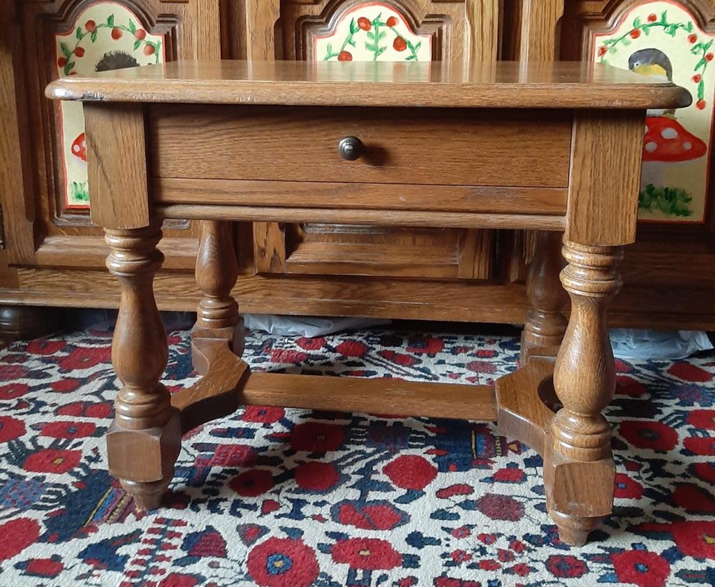 table d'appoint en chêne 60 longueur x largeur 40 cm, Antiquités & Art, Enlèvement