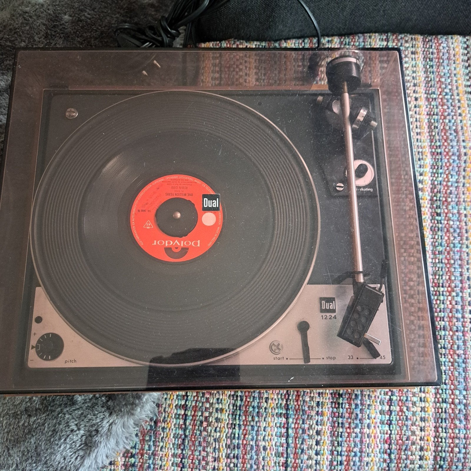 Dual platenspeler 1224 uit 1974, TV, Hi-fi & Vidéo, Tourne-disques, Enlèvement, Tourne-disque, Dual