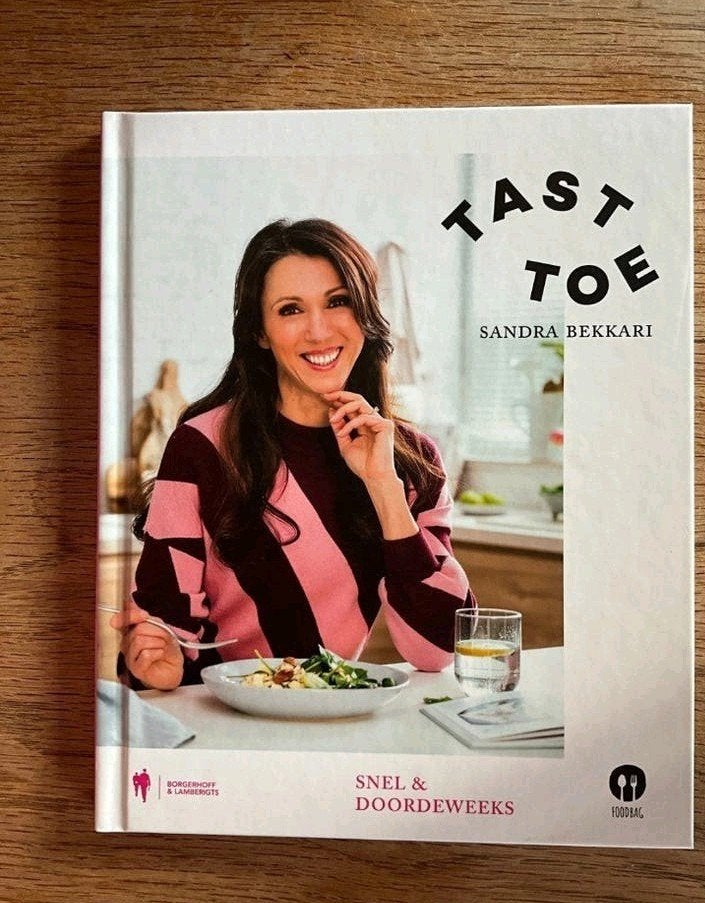 Tast Toe - Sandra Bekkari, Envoi, Comme neuf