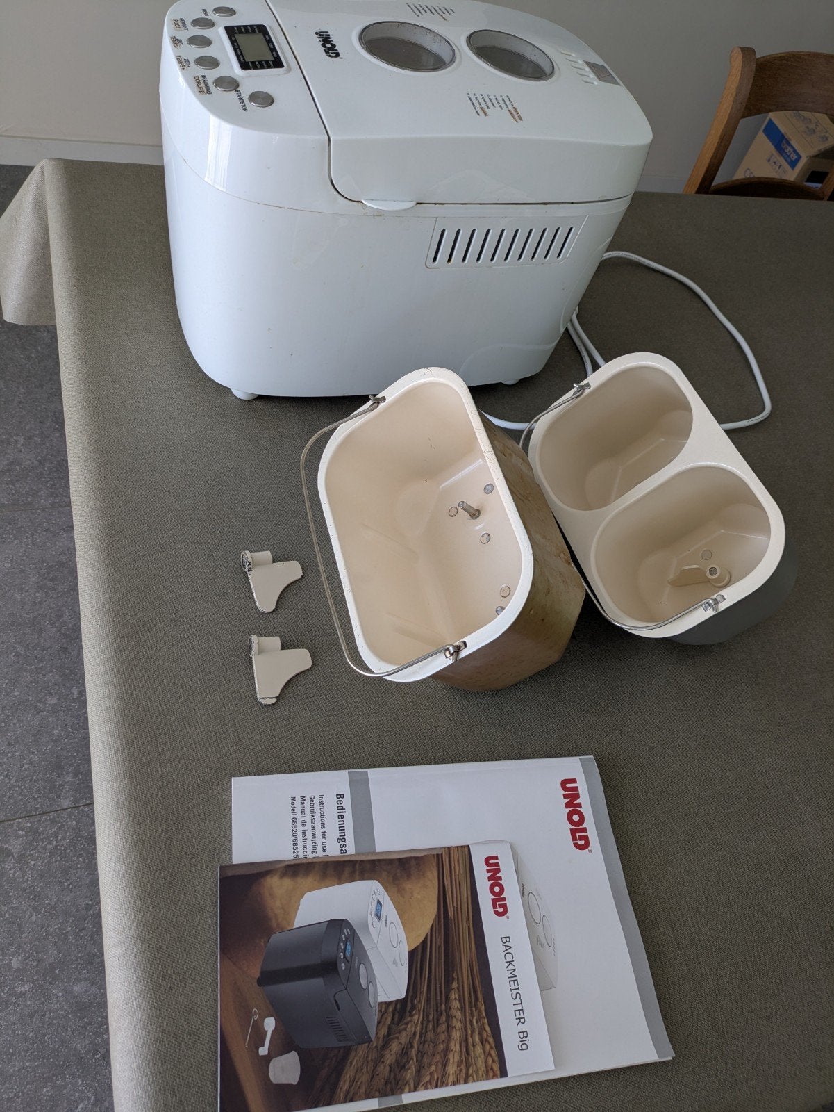 Machine à pain sans teflon, 800 à 1200 grammes de pâte, Enlèvement, Avec minuteur, Plus de 10 programmes