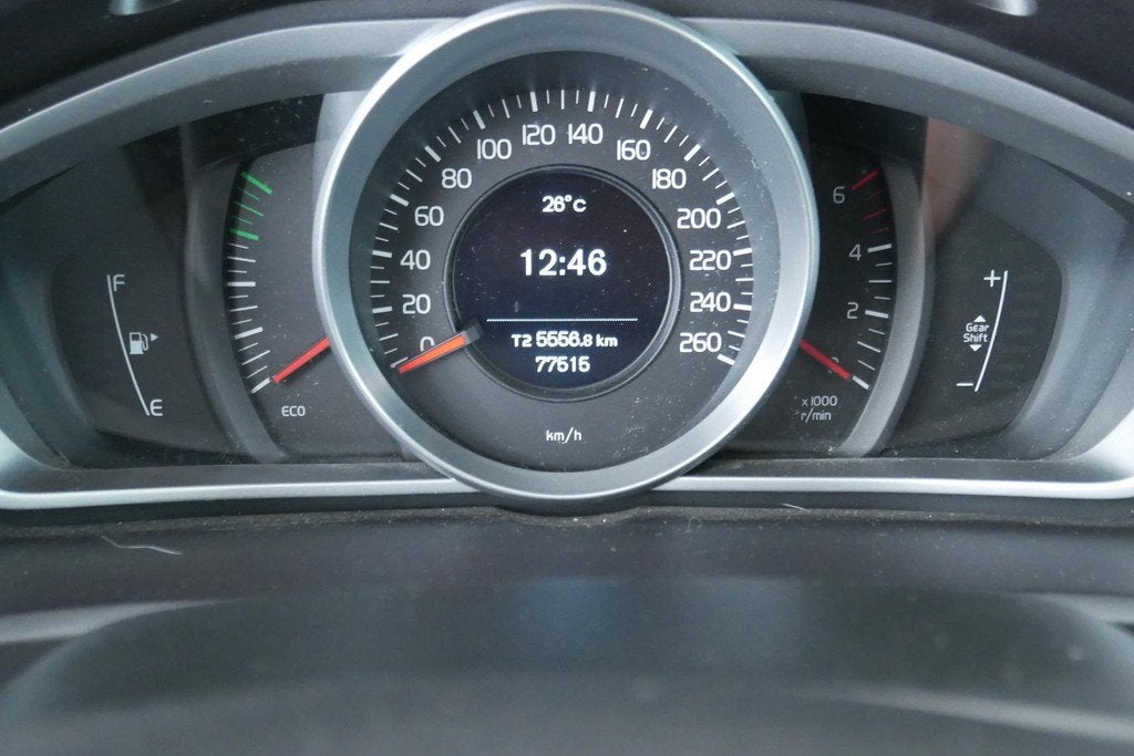 (1VQG305) Volvo V40, Autos, Volvo, Argent ou Gris, Achat, Capteur de lumière, Euro 6