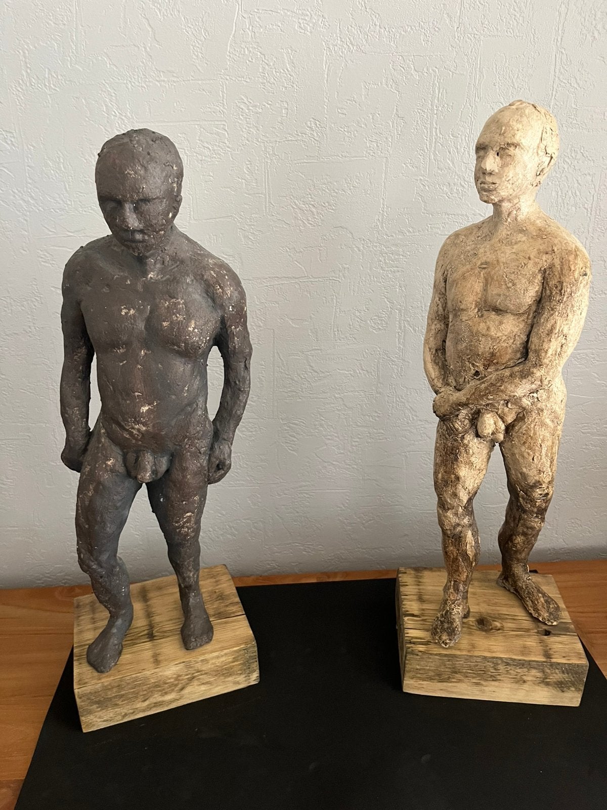 Modern sculpturen mannelijk naakt, Antiquités & Art, Antiquités | Céramique & Poterie, Enlèvement