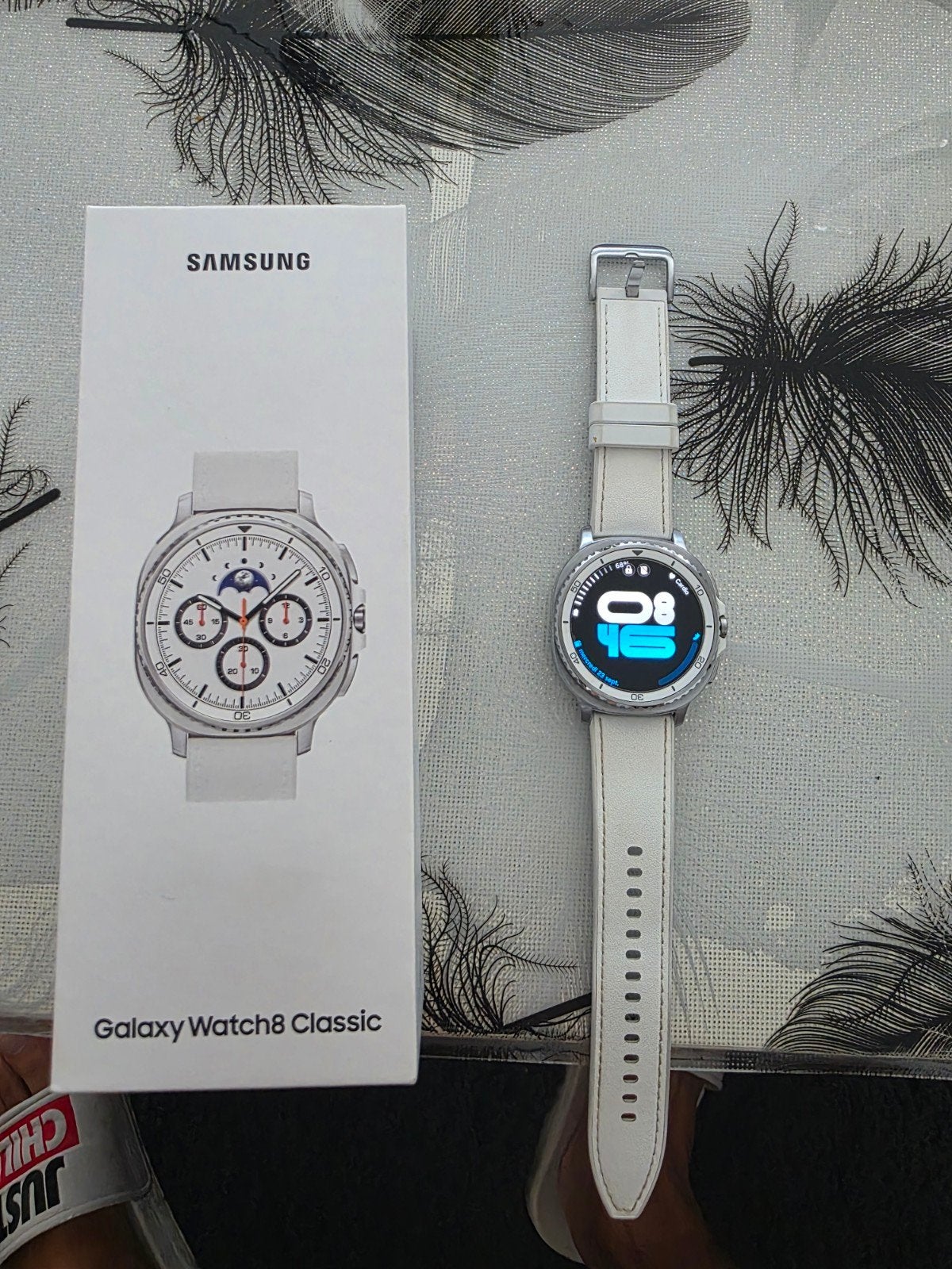galaxy watch classic 8, Enlèvement ou Envoi, Comme neuf, Samsung, Blanc