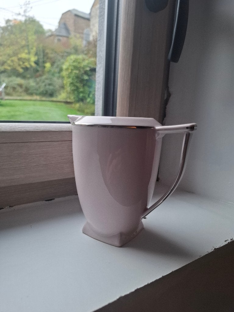 Service à café, Enlèvement