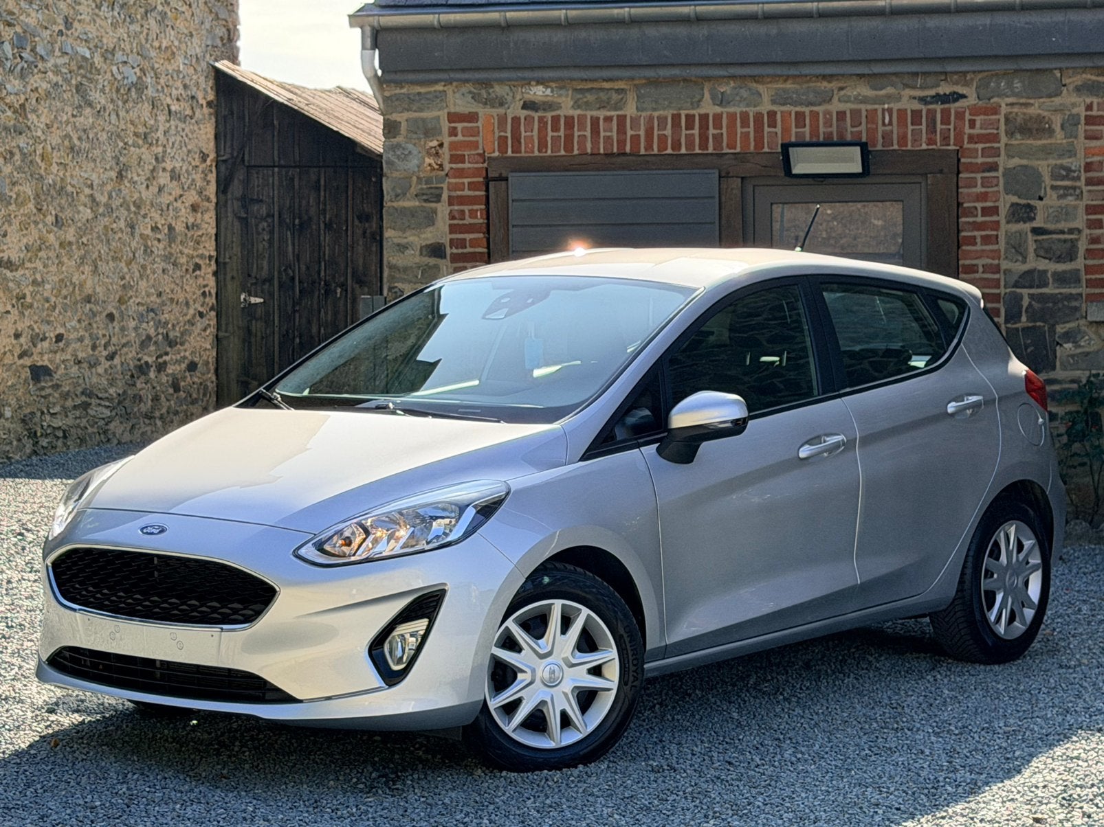 Ford fiesta 1.1 trend 88000km avec grand entretien à jour!!!, Achat, Entreprise, Air conditionné, Essence