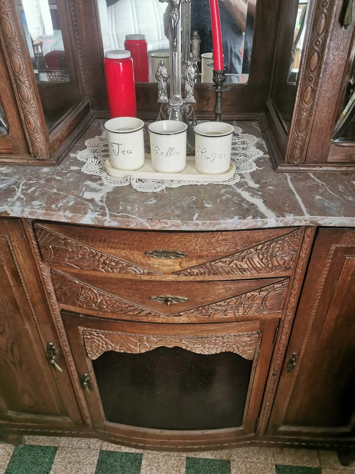 Antieke kast, Ophalen