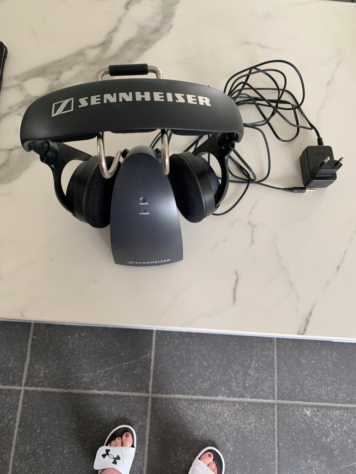 Koptelefoon met houder Senneheiser, Ophalen, Zo goed als nieuw
