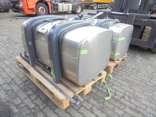 DAF CF XF 400 LITER TANK, Nieuw