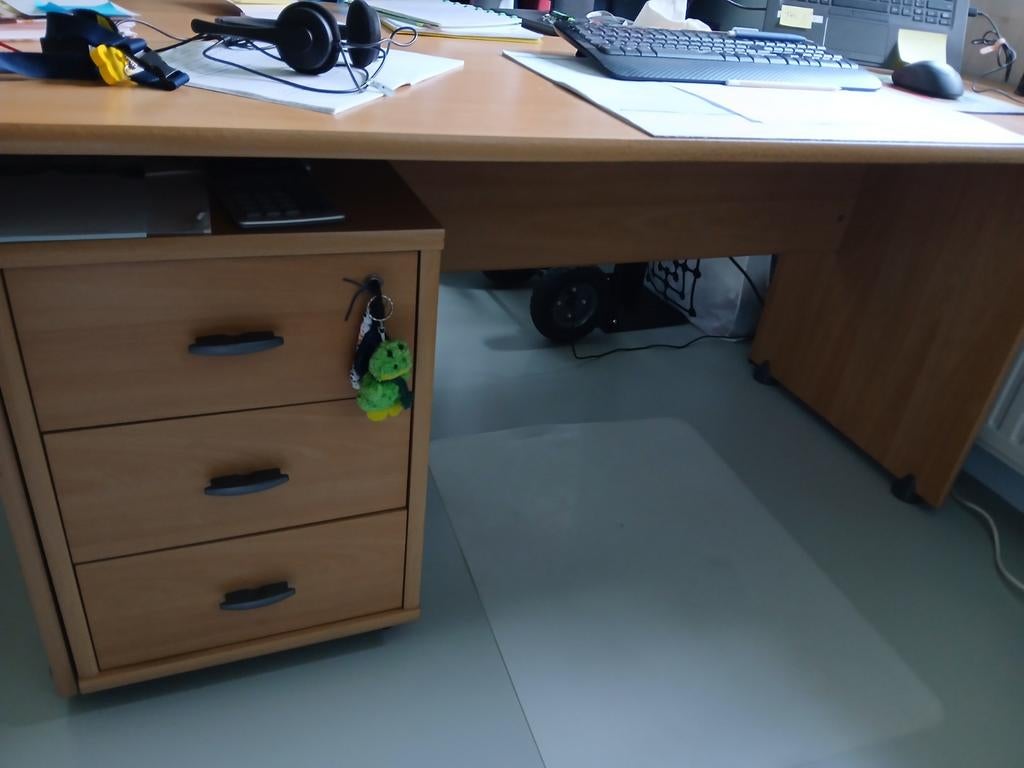 Bureau, Ophalen
