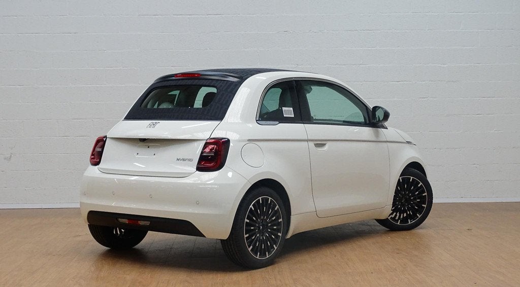 Fiat 500C 1.0 Hybrid LA PRIMA cabrio, Auto's, Fiat, Voorwielaandrijving, 4 zetels, Stof, Gebruikt