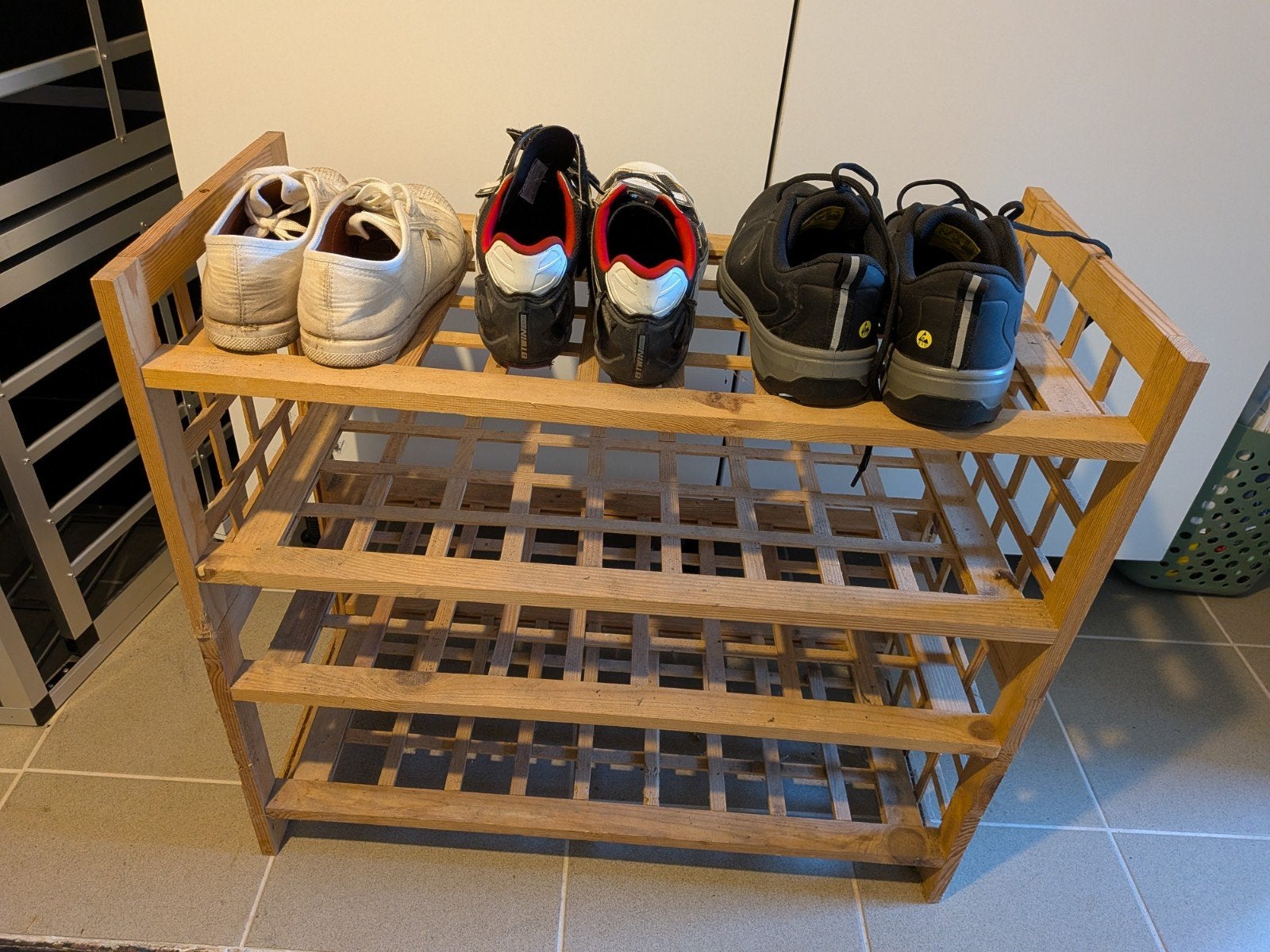 schoenenrek 16 paar schoenen, Ophalen