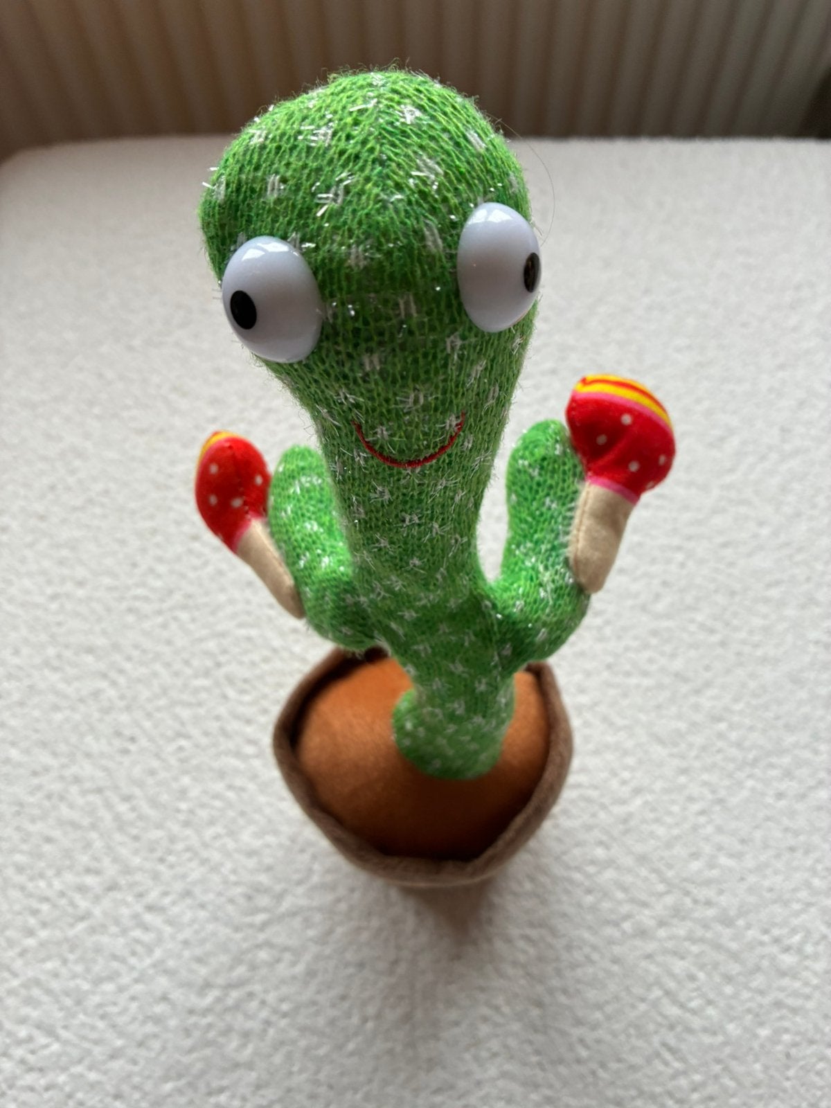 Cactus (qui bouge après avoir parlé en répétant), Enfants & Bébés, Enlèvement, Neuf