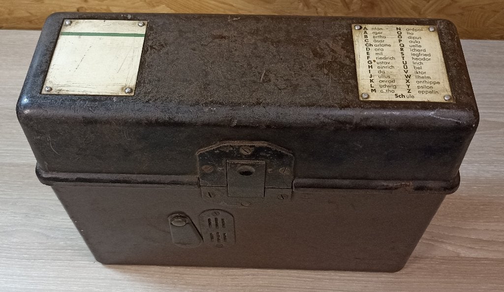 Téléphone de campagne Allemand Feldfernsprecher 33 ww2, Collections, Objets militaires | Seconde Guerre mondiale, Envoi, Armée de terre
