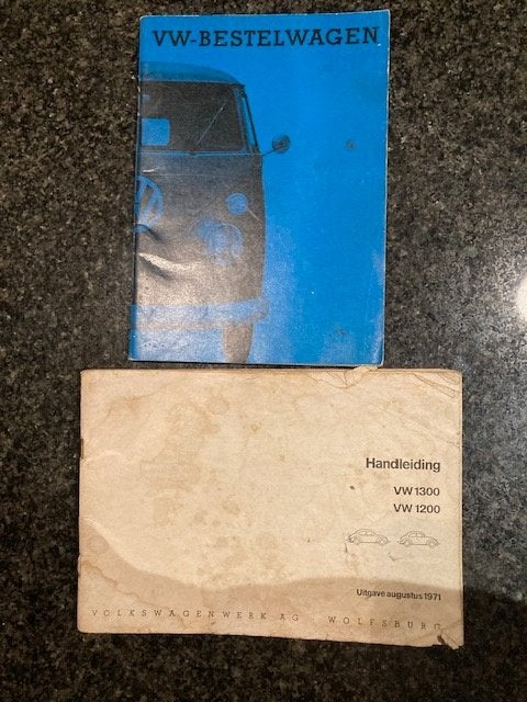 PAPIERS MANUELS VW BUS/BEETLE, Enlèvement