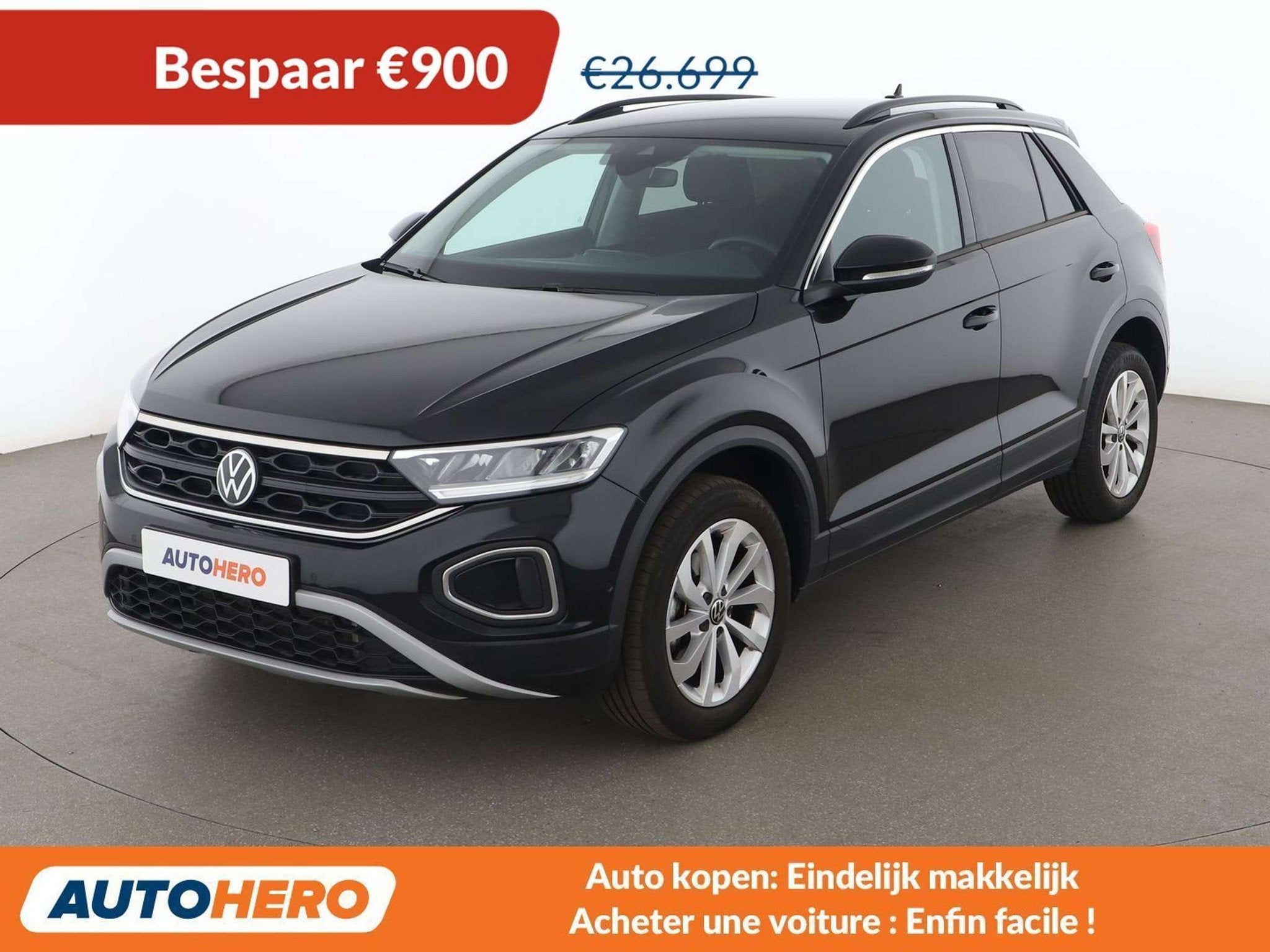 Volkswagen T-Roc 1.5 TSI ACT Life (bj 2025, automaat), Auto's, Stof, Overige brandstoffen, 5 zetels, 5 deurs
